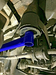 Kein Задняя нижняя распорка подрамника для Subaru Impreza, Forester